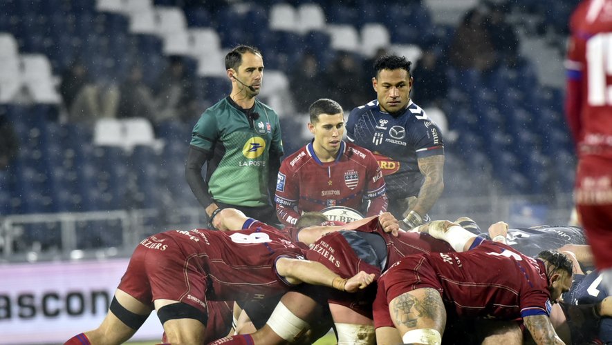 , Clermont-Stade Toulousain : « 49h de voyage, dont 4 dans un avion… » L’incroyable mésaventure de l’arbitre lors d’un match international