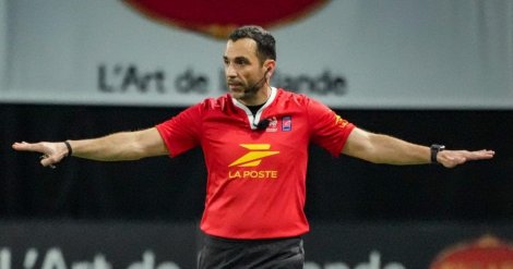 , L’arbitre Mathieu Raynal arrête et s’explique