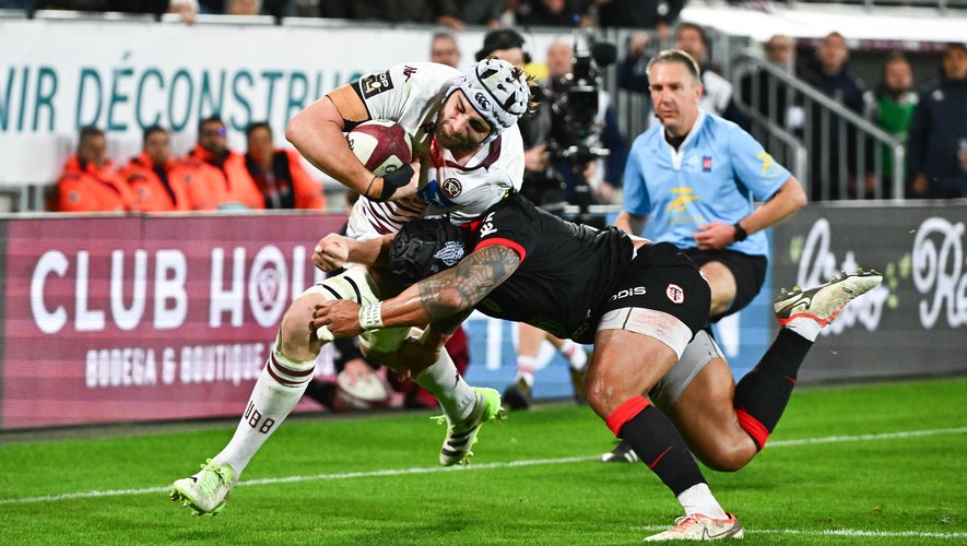 , Top 14 – « On voit clairement que le pied est dans le terrain », Laurent Cardona décrypte l’arbitrage de Bordeaux-Bègles – Toulouse
