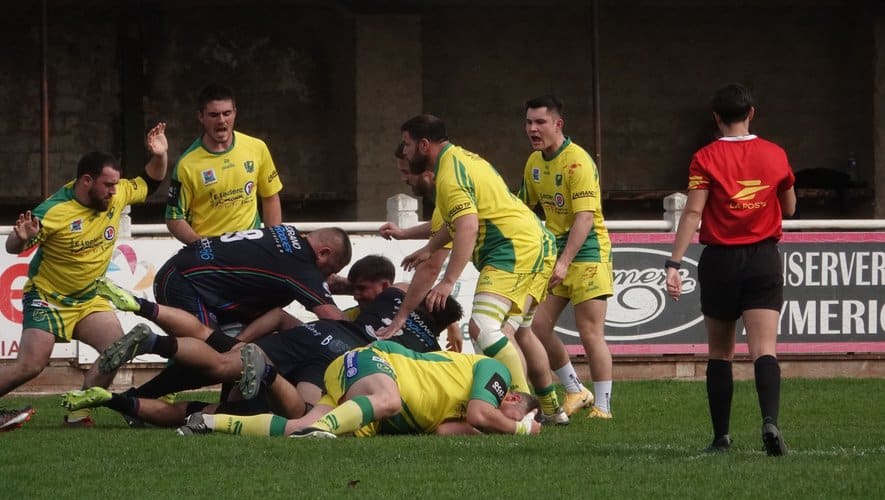 , VIDÉOS. Le match de rugby dégénère en bagarre générale entre Limoux et Bompas : au moins deux blessés