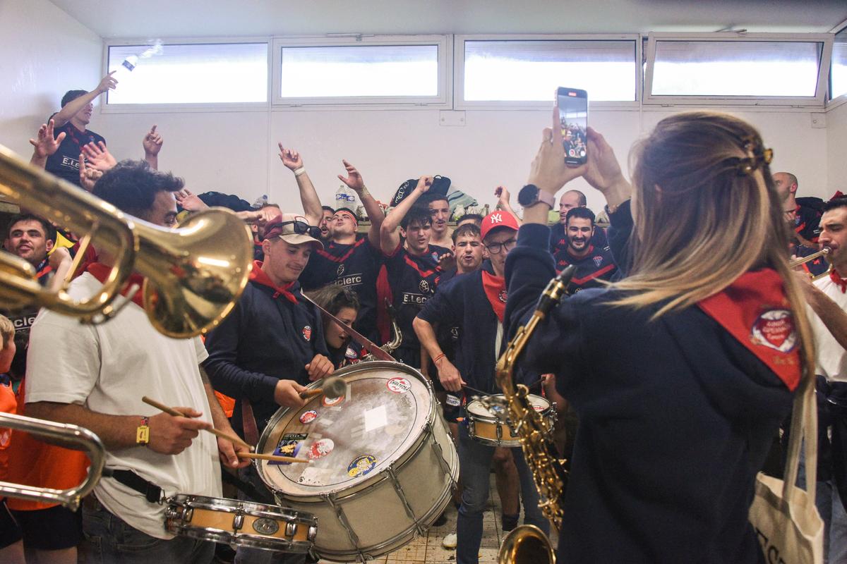 La joie tyrossaise dans le vestiaire à l’issue du succès de l’aller, ce dimanche.
