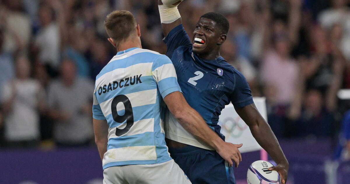 , JO de Paris 2024 : dans un Stade de France bouillant, les Bleus du rugby à VII cuisent les Argentins à l’étouffée