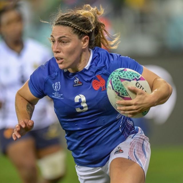 chloé pelle , Rugby (JO) : Chloé Pelle et les filles du VII entrent en piste