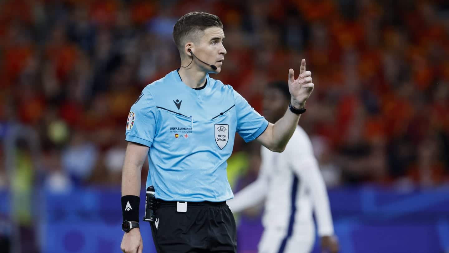 , OFFICIEL : Les arbitres de la 1ère journée de Ligue 1 ont été nommés
