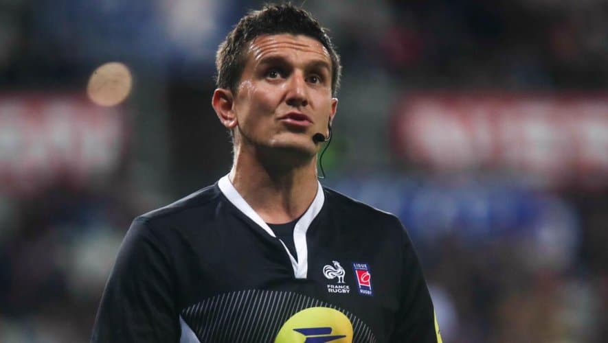 , PORTRAIT. « Apprendre n’est pas une punition »… Prof de maths dans une prison et arbitre professionnel, la double vie de Flavien Hourquet