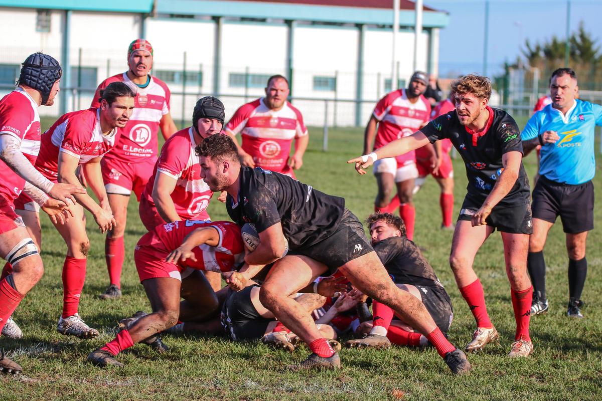 , Rugby (Fédérale 3) : Surgères, le grand changement