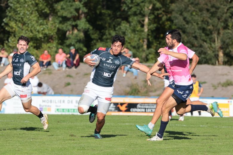 Victoire bonifi&eacute;e pour les Auscitains, qui pr&eacute;parent id&eacute;alement la venue de Saint-Jean-de-Luz le week-end prochain.