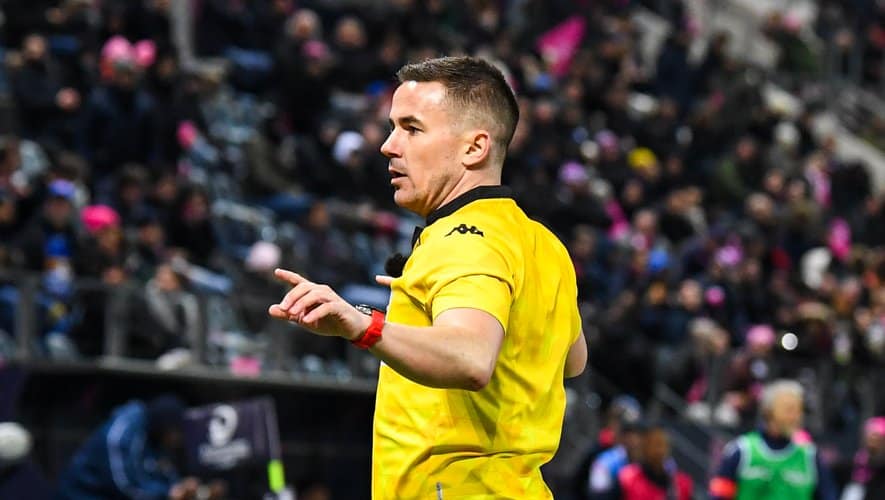 , A été au sifflet de 6 matchs de l’équipe de France