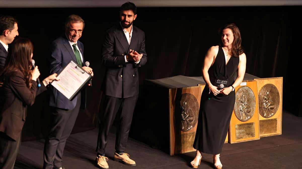 , Les Etoiles « Sud Ouest ». La première grande fête du rugby féminin français s’est tenue à Bordeaux