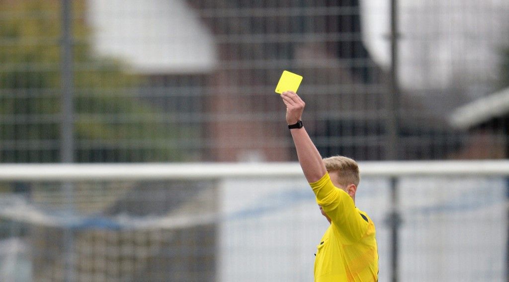 , TÉMOIGNAGE – Violences, intimidations, menaces… Ces arbitres amateurs prêts à rendre short et sifflet