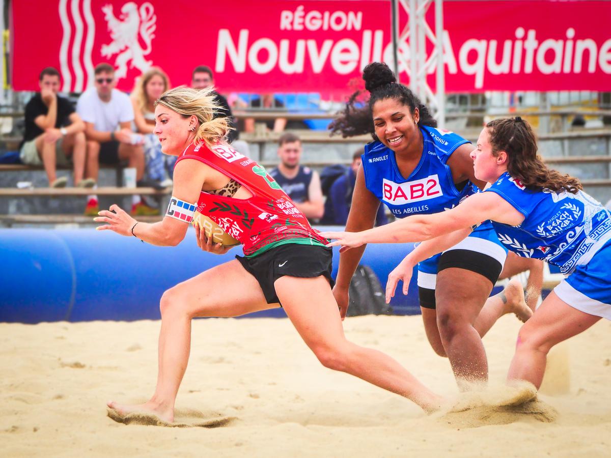 , Anglet : le beach rugby déménage des Sables d’or à la plage de La Barre