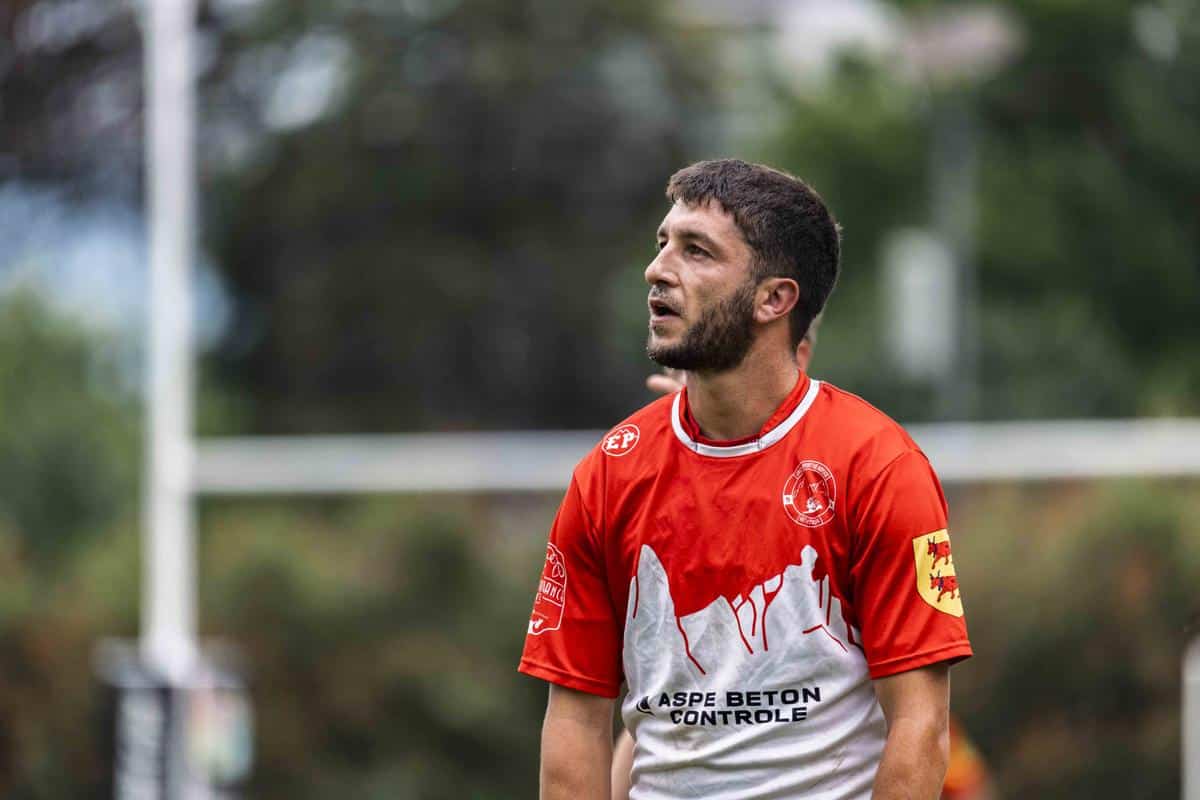 Vincent Peyroutou, auteur de 21 des 26 points aspois, est le grand artisan du succès de Bedous en quart de finale du championnat de France.