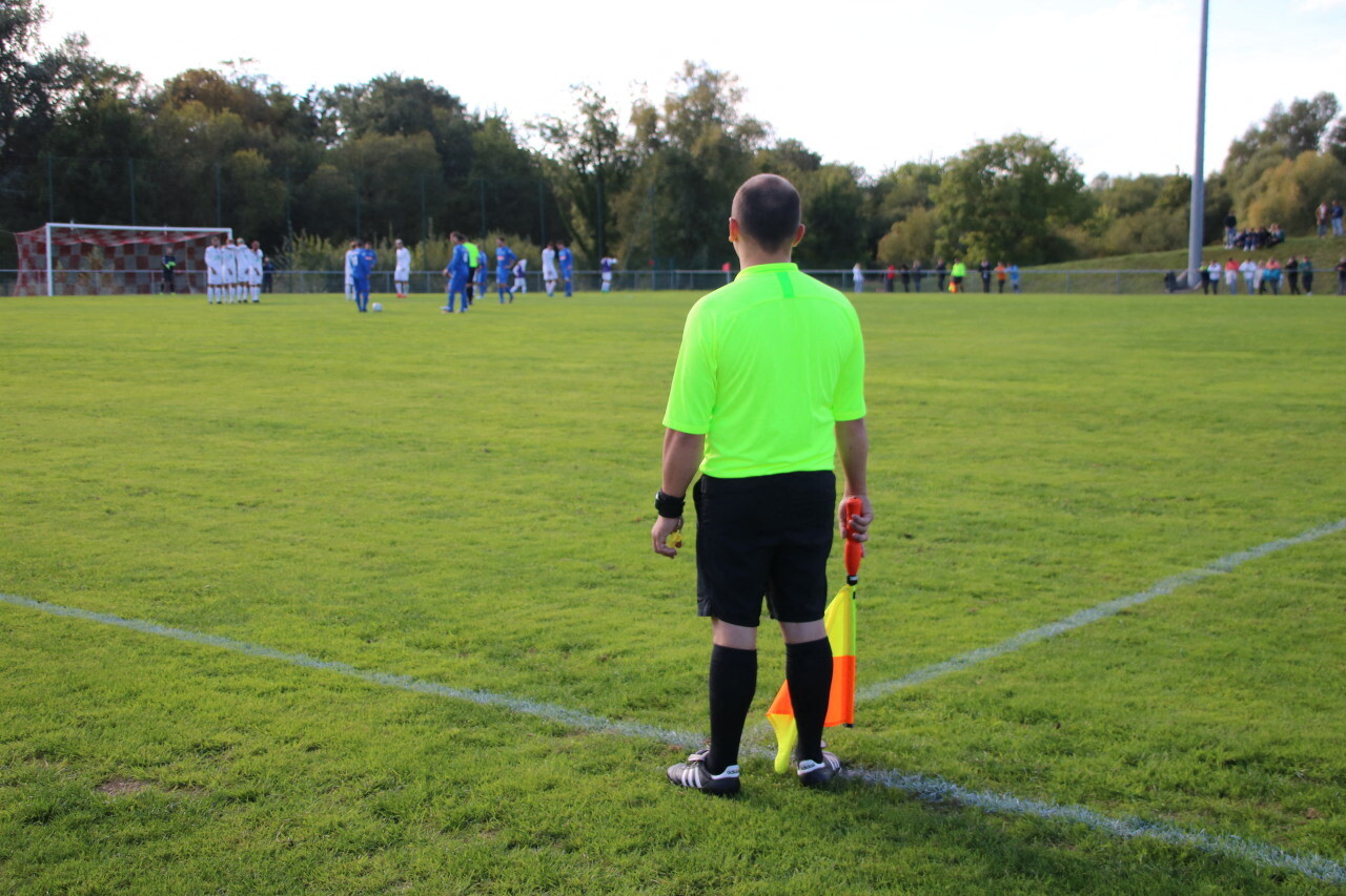 , « Dans le peloton des mauvais élèves », la Haute-Garonne choisie pour tester les caméras sur les arbitres