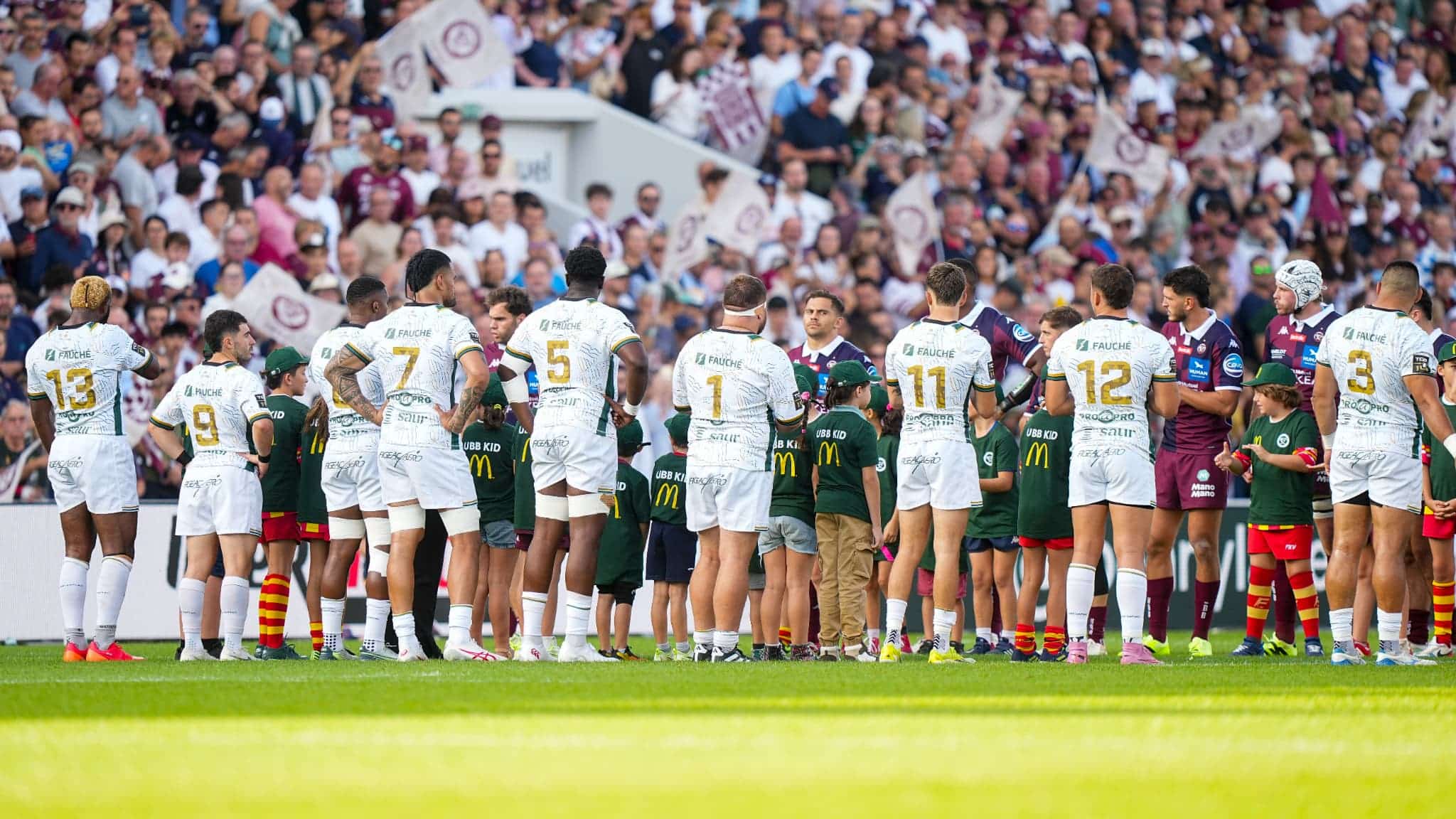 , Pourquoi la haie d’honneur pour les arbitres, nouveauté de la saison en Top 14, pourrait déjà disparaître