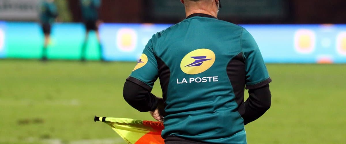 , Rugby : « Pas notre place », « pas à l’aise dans ce rôle »… Pourquoi la Ligue met fin à la haie d’honneur aux arbitres