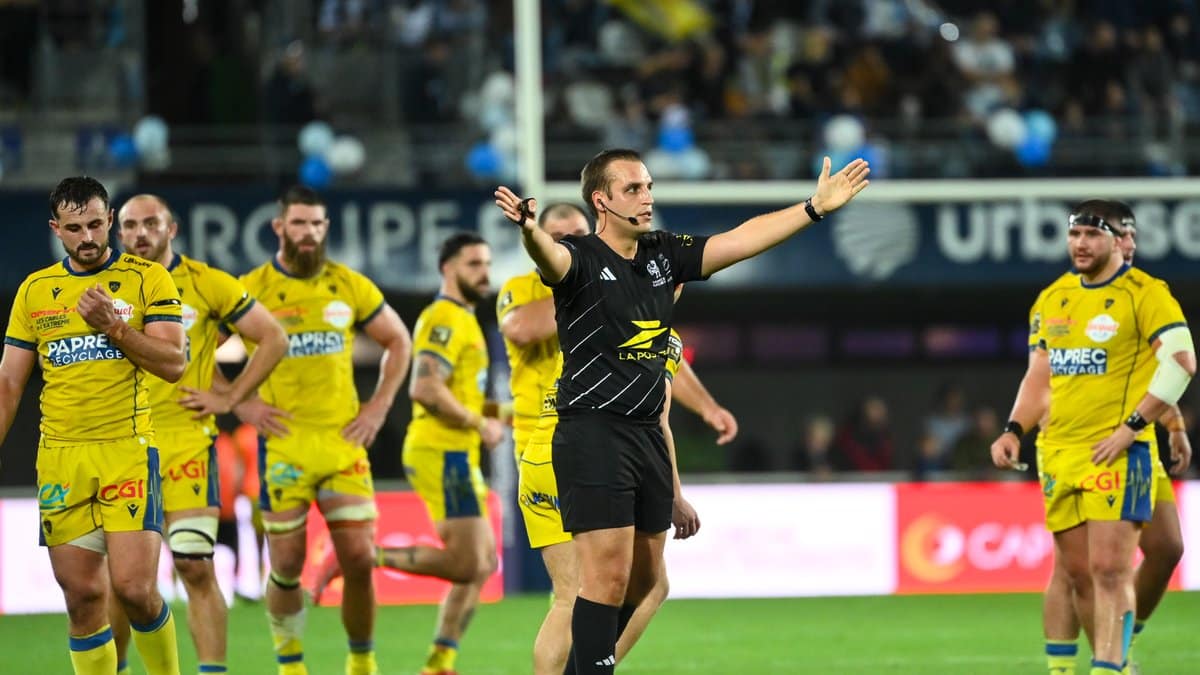 , Top 14 – Les arbitres de la 10e journée : Charabas pour l’affiche entre Stade français et Toulon, Bru pour le derby tant attendu